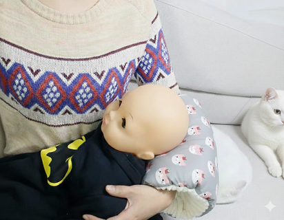 Baby Support Pillow  SnugHold™