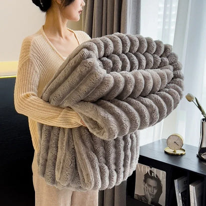 CloudWeave™ Premium Blanket